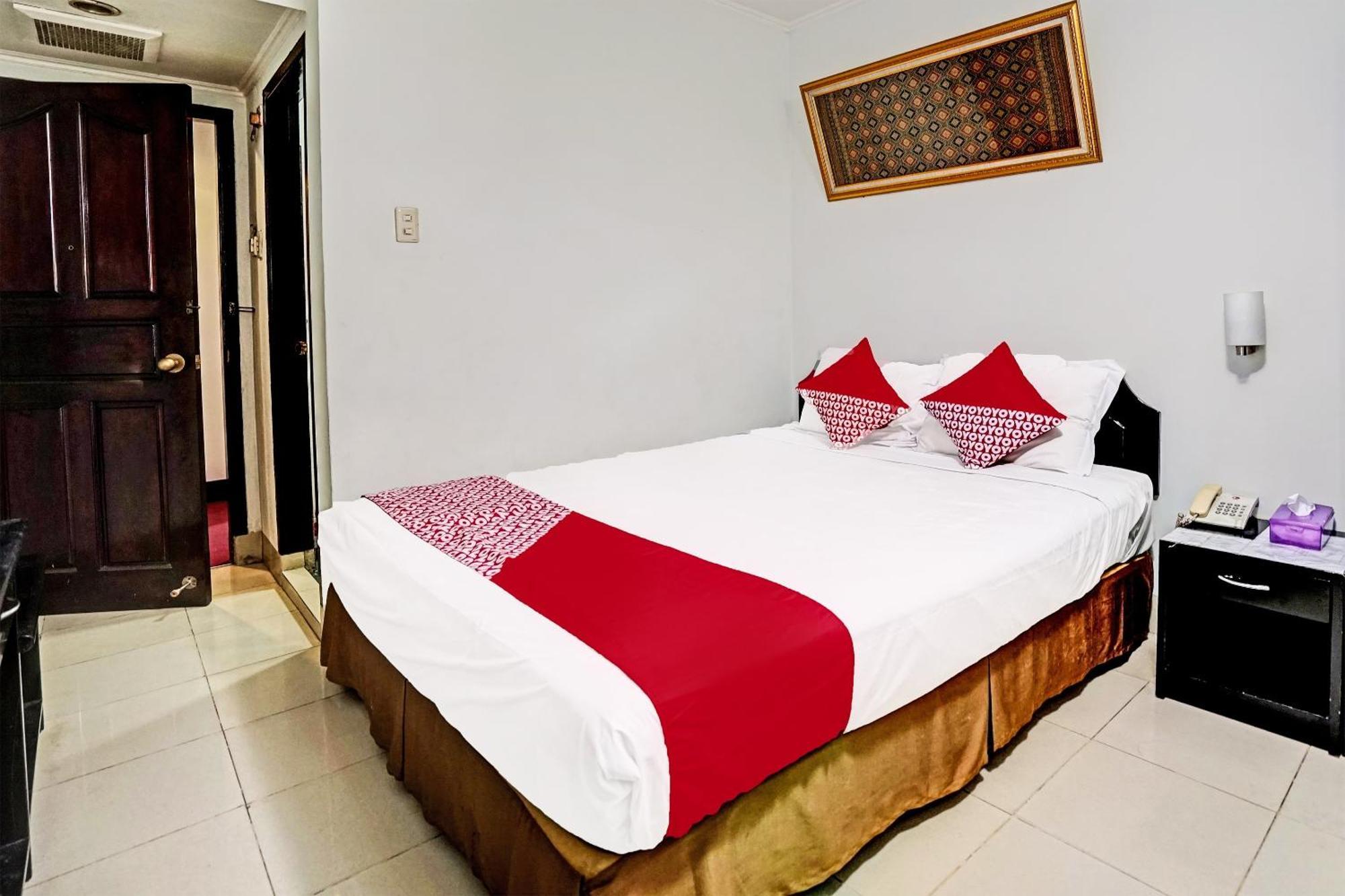 Super Oyo 91805 Hotel Wisma Bari ปาเลมบัง ภายนอก รูปภาพ